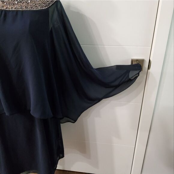 Xscape Embellished Chiffon Cape Dress Size 14 - Picture 6 of 13